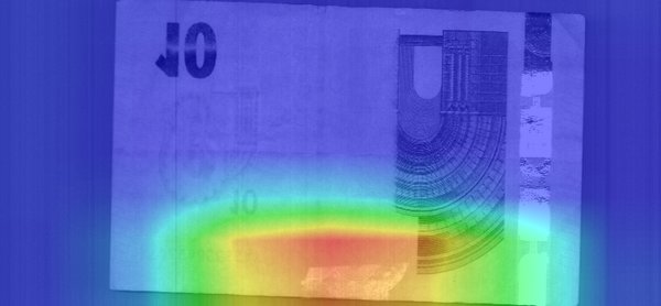 Grad-CAM heatmap - Sample 6